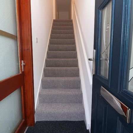 Riverview Apartment Cemaes Bay Exterior foto